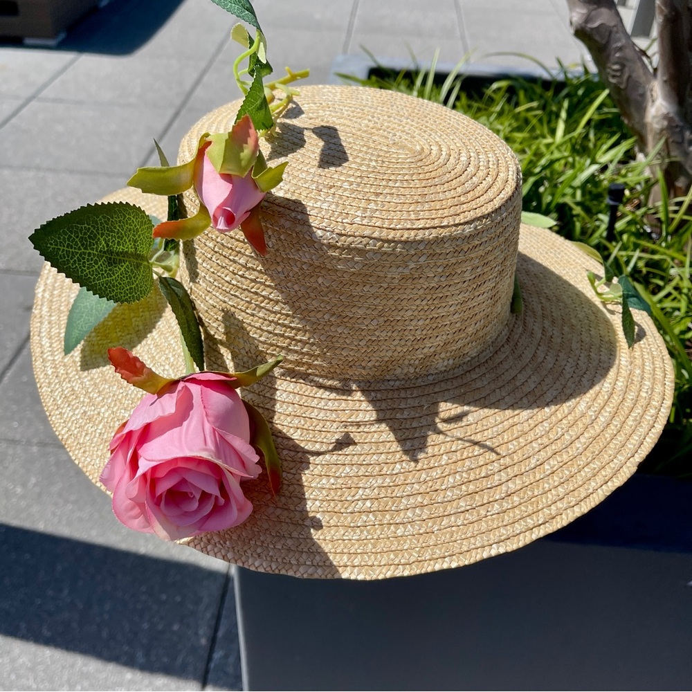 Size S Petite The Acala Collection Straw Sun Hat with Artificial Pink Roses  In